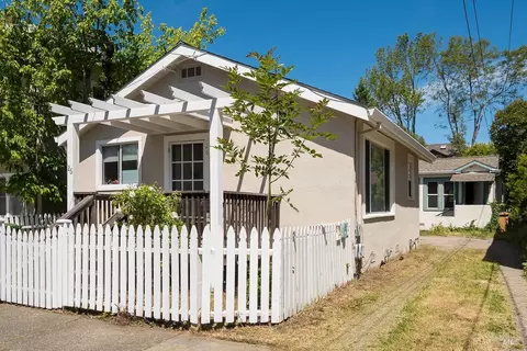 26 Mariposa Ave, San Anselmo, CA 94960