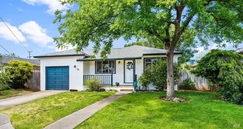 36 Ivy Ct, Yountville, CA 94599
