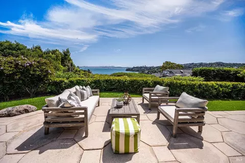 5 Cazadero Ln, Tiburon, CA 94920