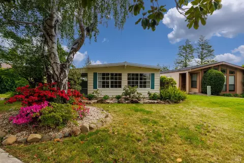 119 Paseo Palencia, Sonoma, CA 95476