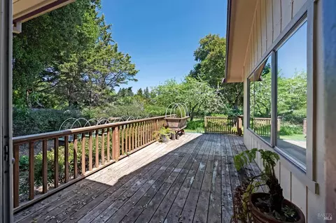 5845 Fredricks Rd, Sebastopol, CA 95472 photo 4