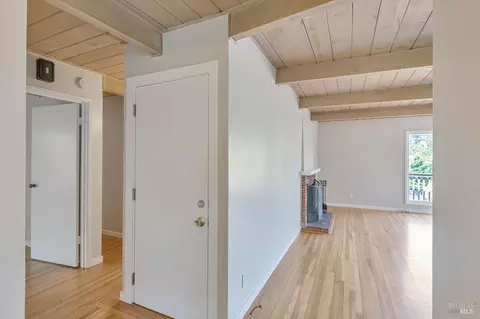 129 Richardson Dr, Mill Valley, CA 94941 photo 3