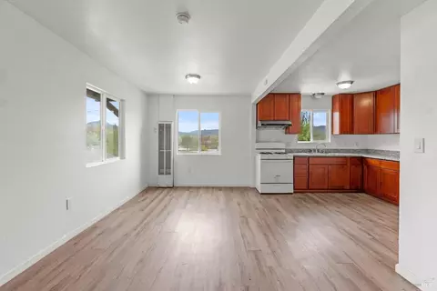 362 N Main St, Willits, CA 95490 photo 3