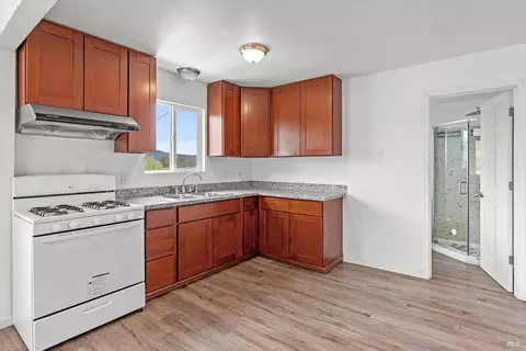362 N Main St, Willits, CA 95490 photo 4