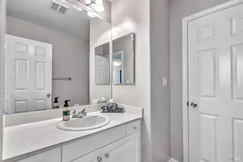4060 Nottingham Ct, Vallejo, CA 94591 photo 38
