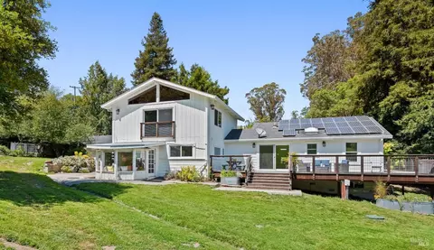 1320 Darby Rd, Sebastopol, CA 95472