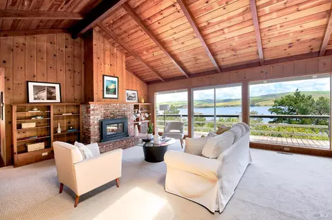 15 Rannoch Way, Inverness, CA 94937