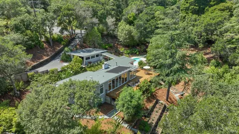 31 Turnagain Rd, Kentfield, CA 94904