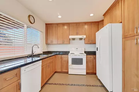 1187 Jack London Dr, Vallejo, CA 94589 photo 4