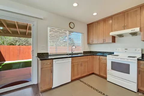 1187 Jack London Dr, Vallejo, CA 94589 photo 6