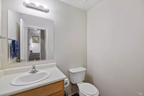 13-15 Aspen Ct, Vallejo, CA 94591 photo 11