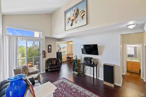 13-15 Aspen Ct, Vallejo, CA 94591 photo 6