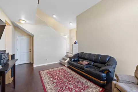 13-15 Aspen Ct, Vallejo, CA 94591 photo 7