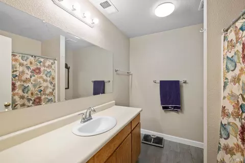 13-15 Aspen Ct, Vallejo, CA 94591 photo 17