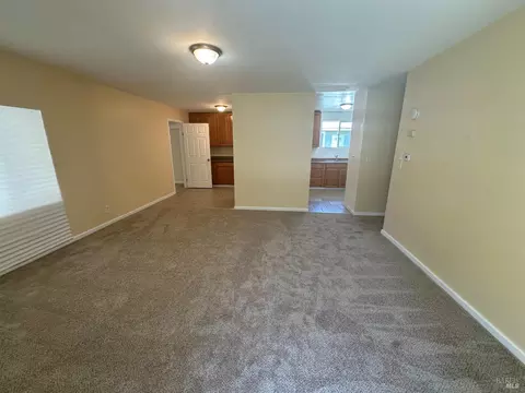 262 Lofas Pl, Vallejo, CA 94589 photo 4