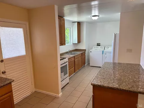 262 Lofas Pl, Vallejo, CA 94589 photo 7