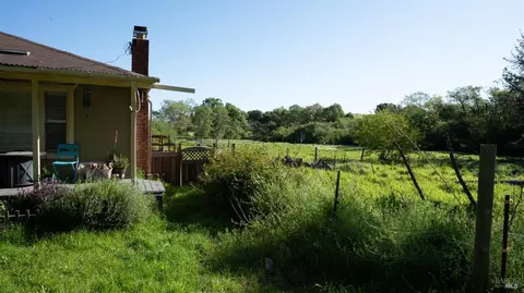 4395 Gravenstein Hwy S, Sebastopol, CA 95472