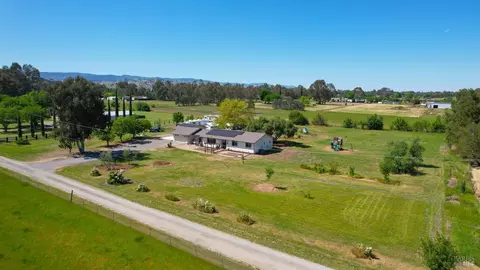 4465 Lillys Ln, Vacaville, CA 95688