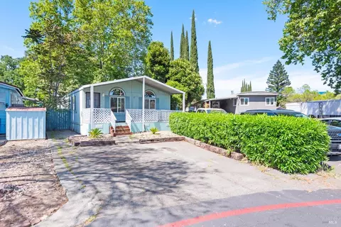 135 Sunset Cir, Vacaville, CA 95687