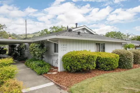 189 White Oak Dr, Santa Rosa, CA 95409