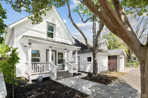 469 Adams St, Napa, CA 94559
