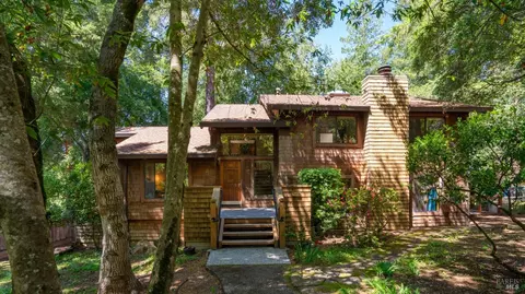 2649 Knob Hill Dr, Santa Rosa, CA 95404