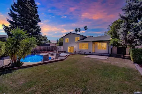 3414 Quincey Ln, Fairfield, CA 94534