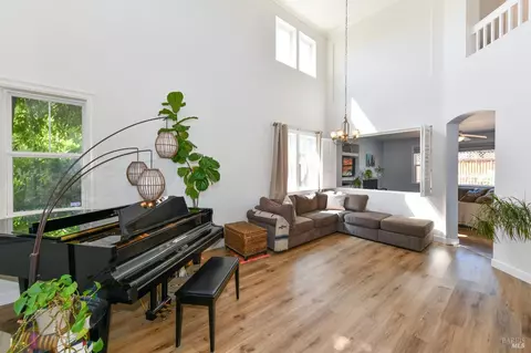 9 Big Leaf Ct, Napa, CA 94558 photo 4