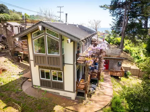 155 Buena Vista Ave, Stinson Beach, CA 94970