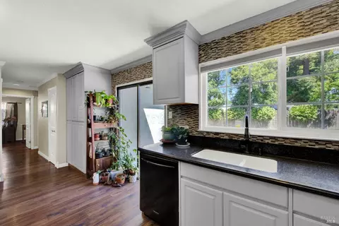 1363 Farmington Dr, Vacaville, CA 95687 photo 14