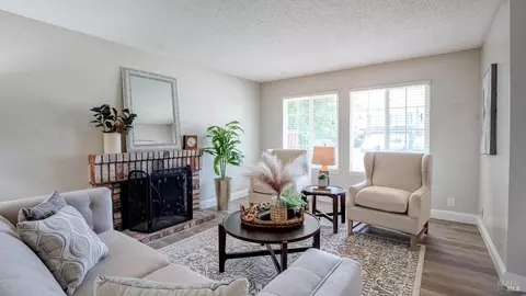 2815 Elmhurst Cir, Fairfield, CA 94533