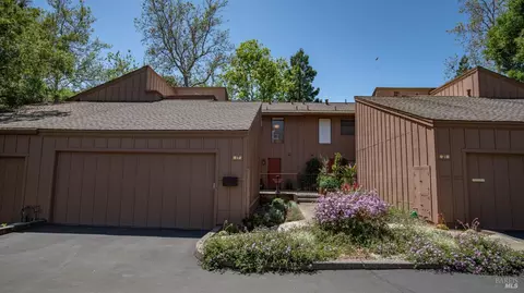 17 Prairie Falcon Dr, Novato, CA 94949
