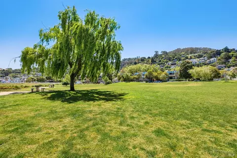 927 Bridgeway, Sausalito, CA 94965 photo 52