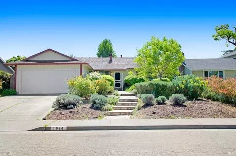 1634 Oneel Dr, Petaluma, CA 94954