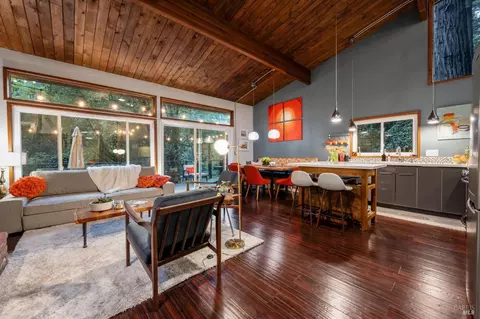 925 Austin Creek Rd, Cazadero, CA 95421