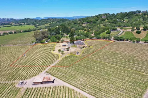 590-5775 Pleasant Ave, Santa Rosa, CA 95403