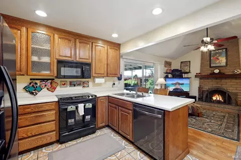 848 Sandy Cove Dr, Rodeo, CA 94572 photo 15