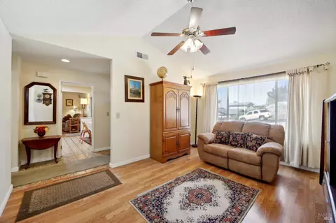 848 Sandy Cove Dr, Rodeo, CA 94572 photo 8