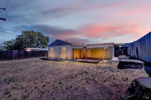 3533 Fernwood St, Vallejo, CA 94591 photo 4