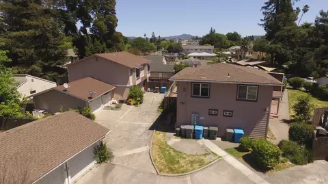 920 Morgan St, Santa Rosa, CA 95401