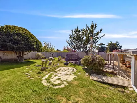 2430 15th St, Eureka, CA 95501 photo 47
