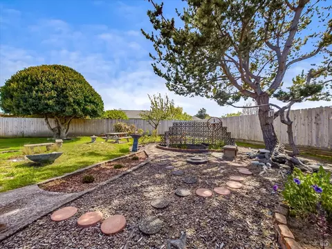 2430 15th St, Eureka, CA 95501 photo 40