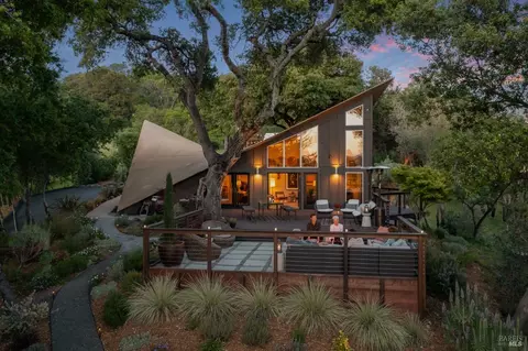 8700 Chalk Hill Rd, Healdsburg, CA 95448