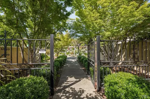 168 Blue Wing Dr, Sonoma, CA 95476