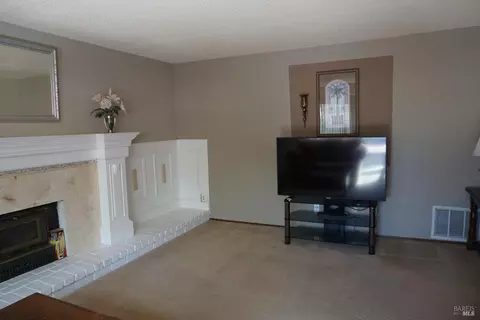173 Easson Ct, Vallejo, CA 94591 photo 4