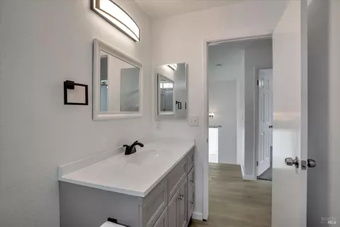 113 Vanessa St, Vallejo, CA 94589 photo 31