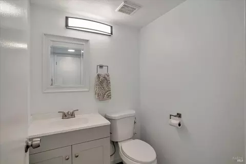113 Vanessa St, Vallejo, CA 94589 photo 18