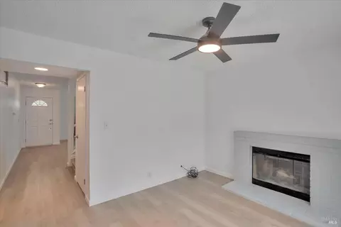 113 Vanessa St, Vallejo, CA 94589 photo 17
