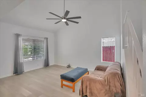 113 Vanessa St, Vallejo, CA 94589 photo 8