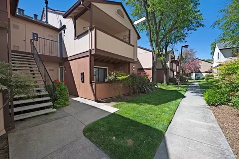 8201 Camino Colegio #126, Rohnert Park, CA 94928